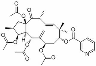 3,5,7,15-Tetraacetoxy-9-nicotin